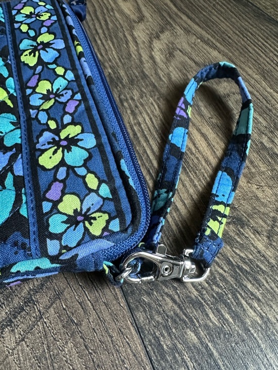 Vera Bradley “Indigo Pop” Wristlet - Picture 5 of 7